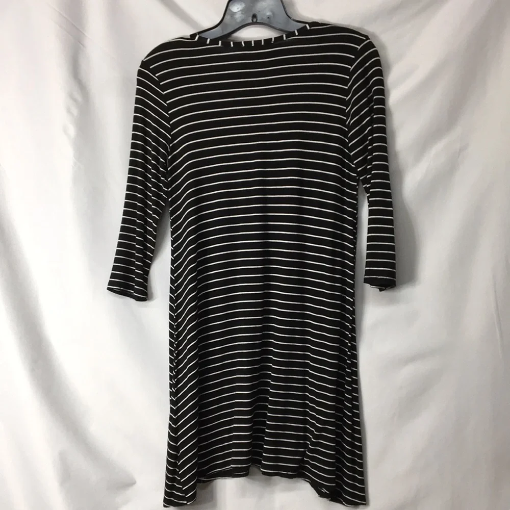 Socialite Women’s Black and White Stripe Dress Size S Like-NEW Condition
